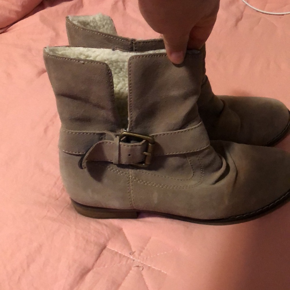 Nice Boots - image 4